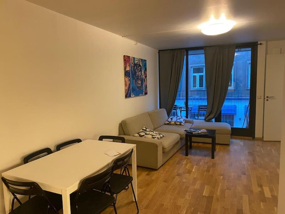 Leilighet Midt I Oslo Sentrum 2 Soverom Og Stue Buitenkant foto